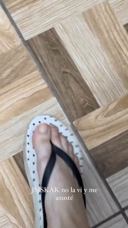Micaela Suárez feet photo 3