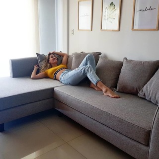 Micaela Viciconte feet photo 7