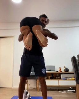 Micaela Viciconte feet photo 9