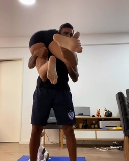 Micaela Viciconte feet photo 7