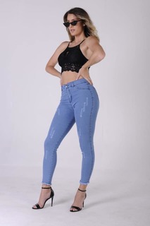 Micaela Viciconte feet photo 8