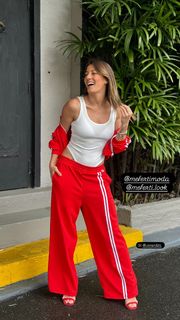 Micaela Viciconte feet photo 8