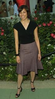 Michaela Conlin feet photo thumbnail