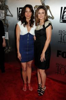 Michaela Conlin feet photo thumbnail