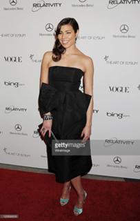 Michaela Conlin feet photo thumbnail