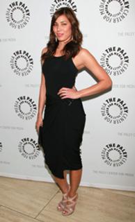 Michaela Conlin feet photo thumbnail