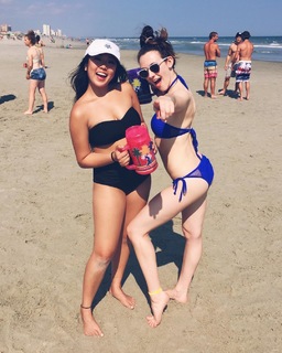 Michaela Jill Murphy feet photo thumbnail