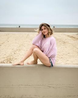 Michaela Jill Murphy feet photo thumbnail