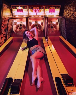 Michaela Jill Murphy feet photo thumbnail