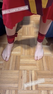 Michaela Jill Murphy feet photo thumbnail