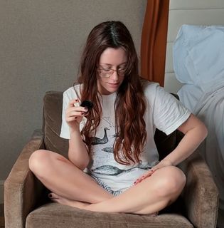 Michaela Jill Murphy feet photo thumbnail