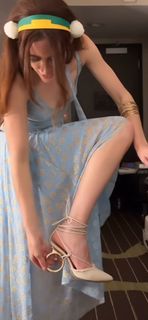 Michaela Jill Murphy feet photo thumbnail