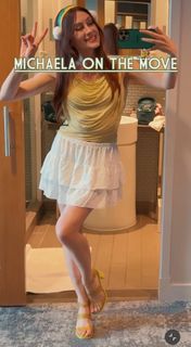 Michaela Jill Murphy feet photo thumbnail