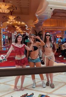 Michaela Jill Murphy feet photo thumbnail