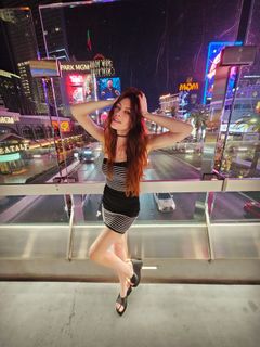 Michaela Jill Murphy feet photo thumbnail