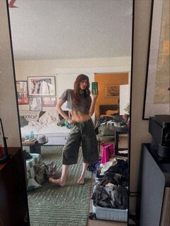 Michaela Jill Murphy feet photo thumbnail