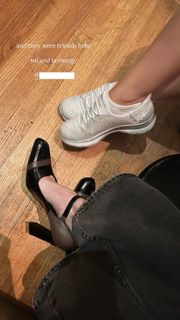 Michaela Jill Murphy feet photo 8