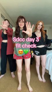 Michaela Jill Murphy feet photo 2