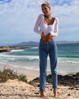 Michaela Kocianova feet photo 7