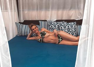 Michaela Ochotská feet photo 10