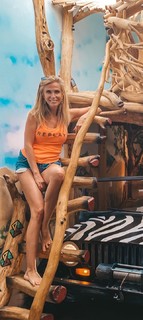 Michaela Ochotská feet photo 4
