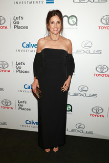 Michaela Watkins feet photo 9