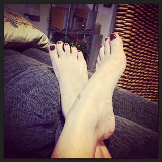Michela Andreozzi feet photo 10