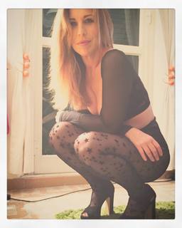 Michela Andreozzi feet photo 11