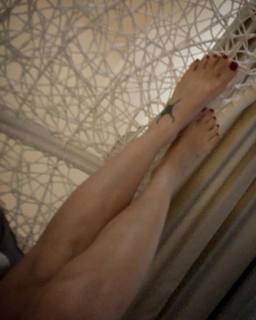 Michela Andreozzi feet photo 8