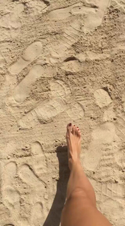 Michela Coppa feet photo thumbnail