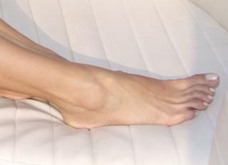 Michela Coppa feet photo thumbnail