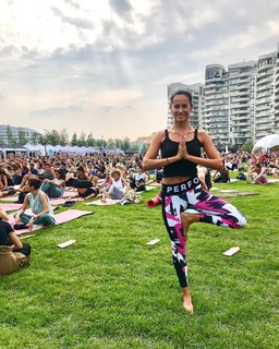 Michela Coppa feet photo thumbnail