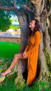 Michela Coppa feet photo thumbnail