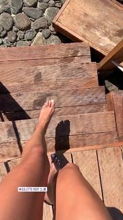 Michela Coppa feet photo thumbnail