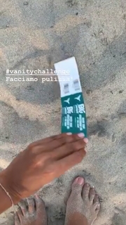 Michela Coppa feet photo thumbnail