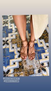 Michela Coppa feet photo thumbnail