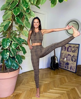 Michela Coppa feet photo thumbnail