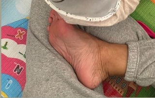 Michela Coppa feet photo thumbnail