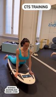 Michela Coppa feet photo thumbnail