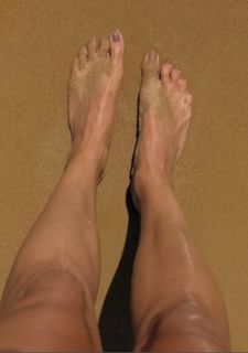 Michela Coppa feet photo thumbnail