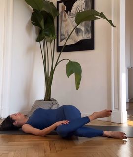 Michela Coppa feet photo thumbnail