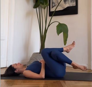 Michela Coppa feet photo thumbnail