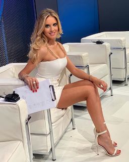 Michela Persico feet photo 7