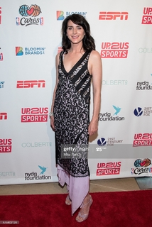 Michele Hicks feet photo 5