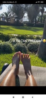 Michelle Andrade feet photo 3