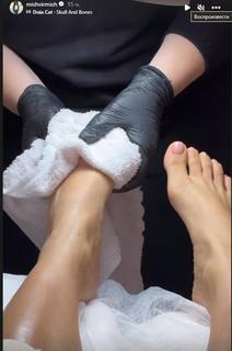 Michelle Andrade feet photo 12