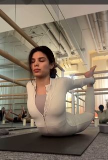 Michelle Andrade feet photo 5