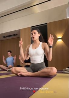 Michelle Andrade feet photo 7