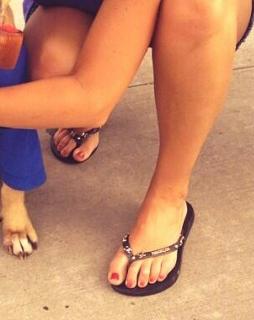 Michelle Beadle feet photo thumbnail