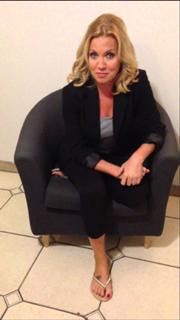 Michelle Beadle feet photo thumbnail
